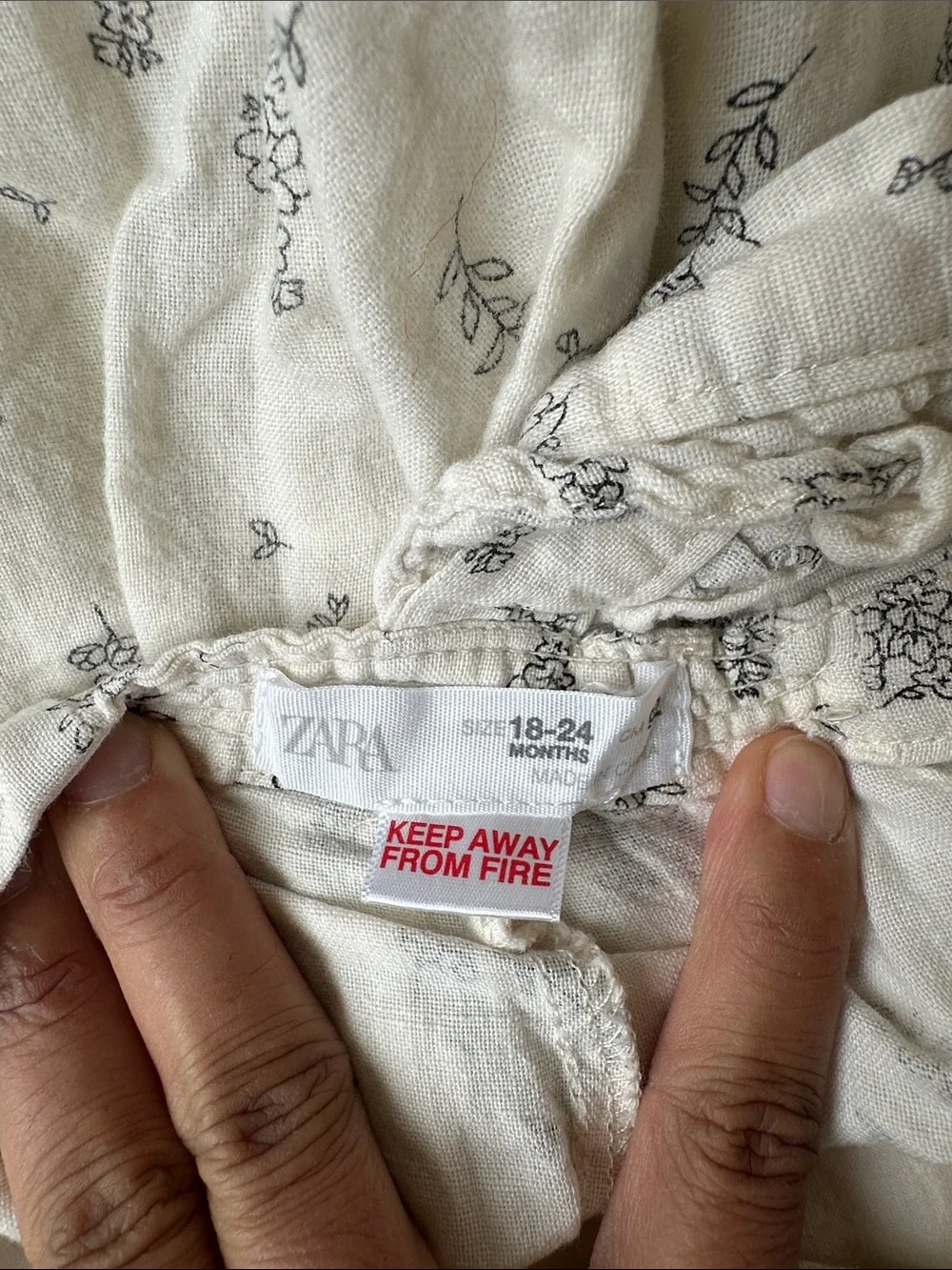 Zara 18-24 Cream Floral Print Overalls